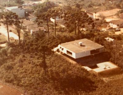 Vista aérea da segunda residência [título atribuído], c.1979. Fonte: Acervo Abrão Assad.